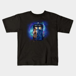 Mrs River and the tardis Kids T-Shirt